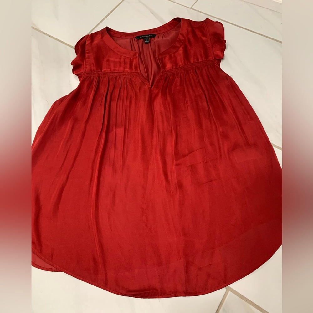Banana Republic Blouse - Size M